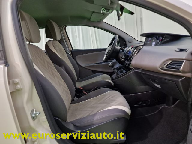 LANCIA Ypsilon usata 31