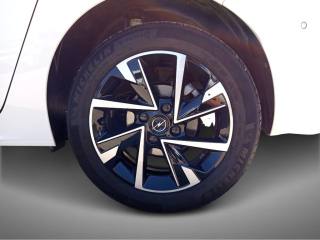 OPEL Corsa usata, con Climatizzatore