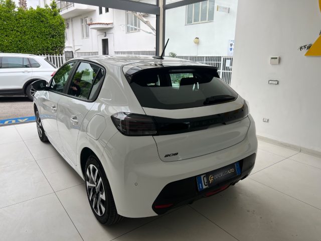 PEUGEOT 208 usata, con Boardcomputer
