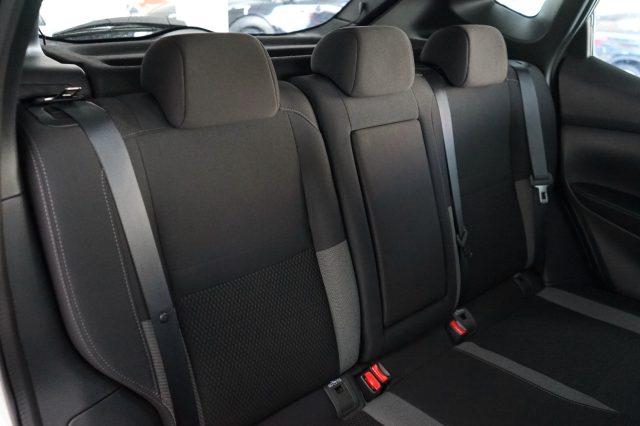 NISSAN Qashqai usata, con Climatizzatore automatico, 2 zone