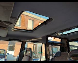 LAND ROVER Discovery usata 17
