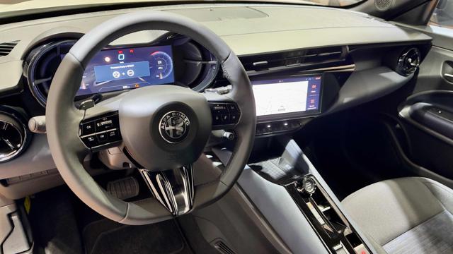 ALFA ROMEO Junior usata, con Boardcomputer