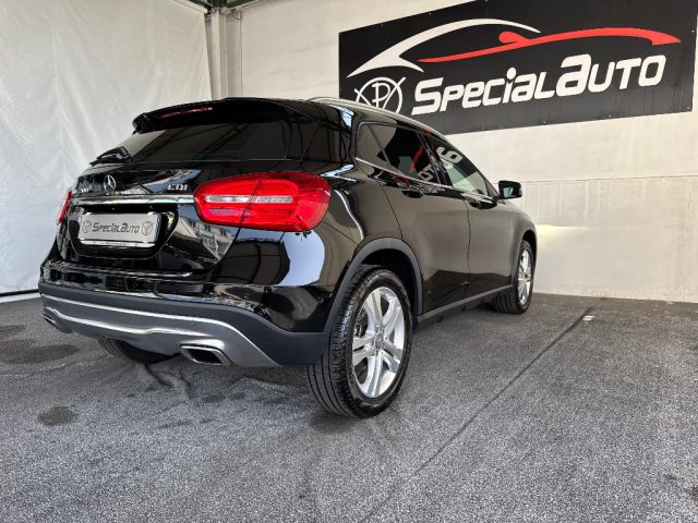 MERCEDES-BENZ GLA 200 usata, con ESP