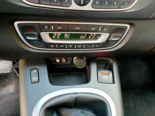 RENAULT Scenic usata, con Cruise Control