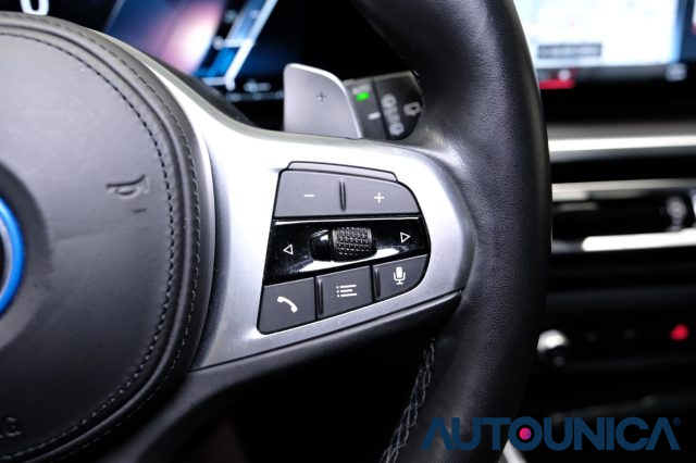 BMW 320 usata, con Touch screen