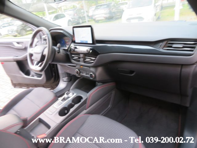 FORD Kuga usata, con Bracciolo