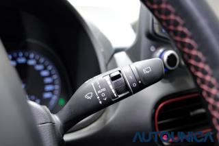HYUNDAI Kona usata, con USB