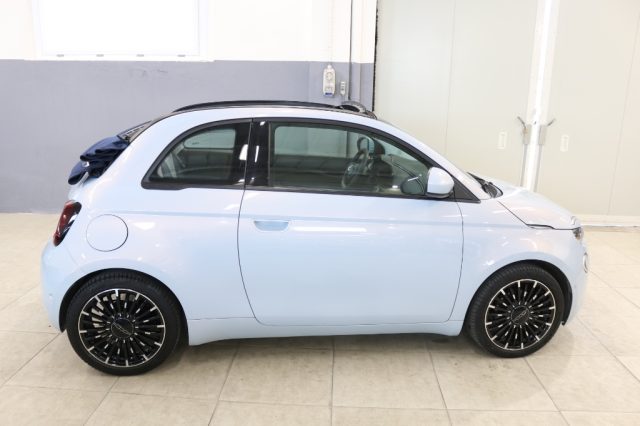 FIAT 500e usata, con Autoradio