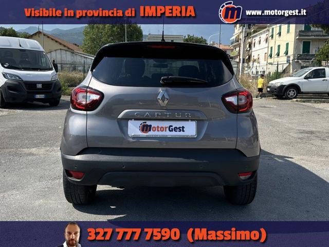 RENAULT Captur usata, con Autoradio