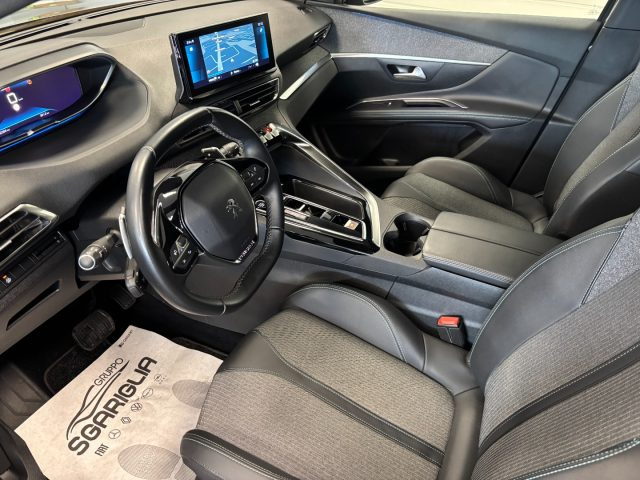 PEUGEOT 5008 usata, con Boardcomputer
