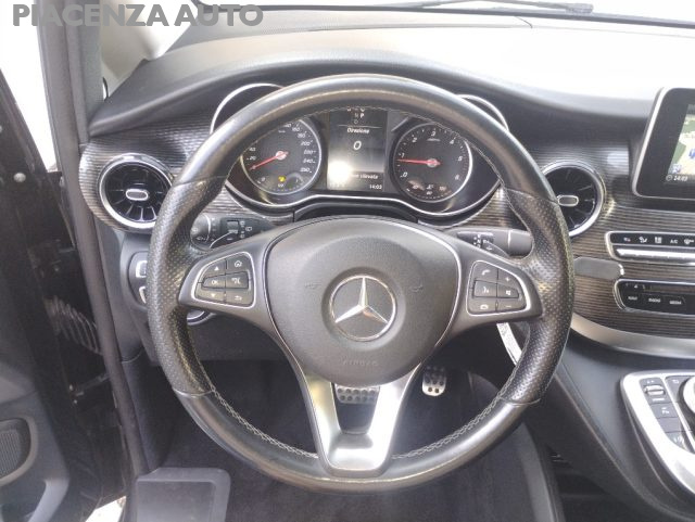 MERCEDES-BENZ V 220 usata, con ESP
