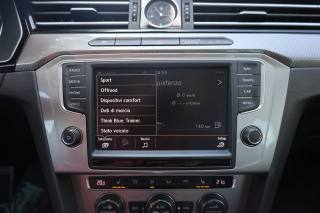 VOLKSWAGEN Passat Alltrack usata, con Ski bag
