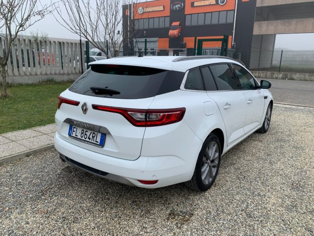 RENAULT Megane usata, con Alzacristalli elettrici