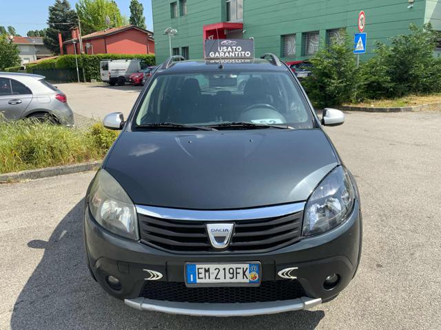 DACIA Sandero usata, con Autoradio