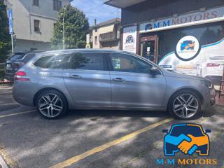 PEUGEOT 308 usata, con Cerchi in lega