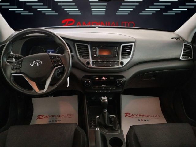 HYUNDAI Tucson usata 12
