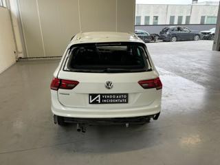 VOLKSWAGEN Tiguan usata, con Autoradio