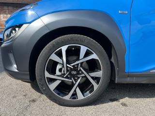 HYUNDAI Kona usata, con USB