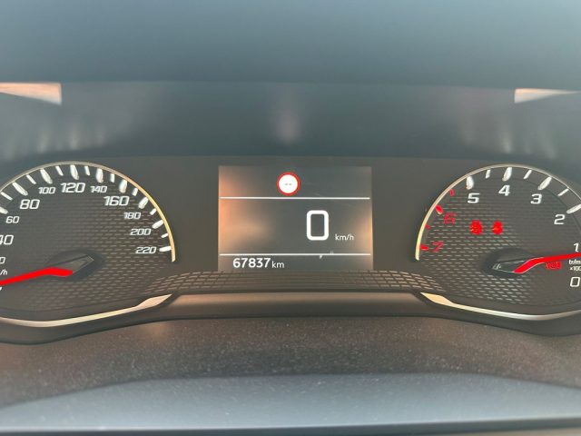 PEUGEOT 208 usata, con Autoradio