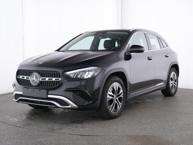 MERCEDES-BENZ GLA 180 usata, con ABS