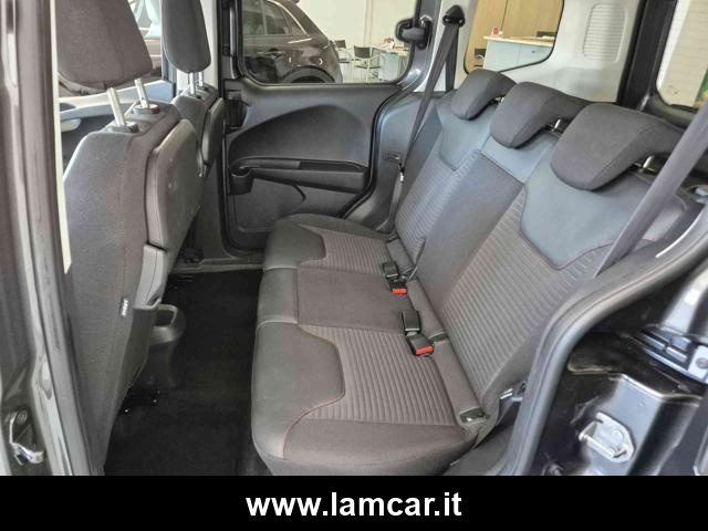 FORD Tourneo Courier usata, con Volante in pelle