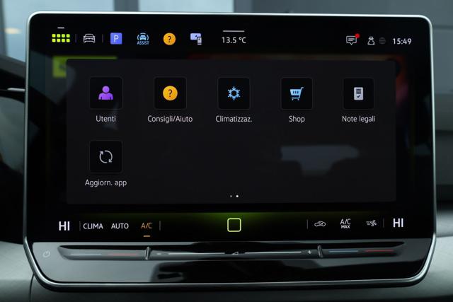 VOLKSWAGEN Golf usata, con Sensori di parcheggio anteriori