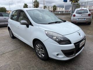 RENAULT Scenic usata, con Autoradio