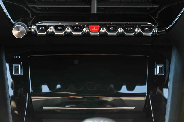 PEUGEOT 2008 usata, con Controllo vocale