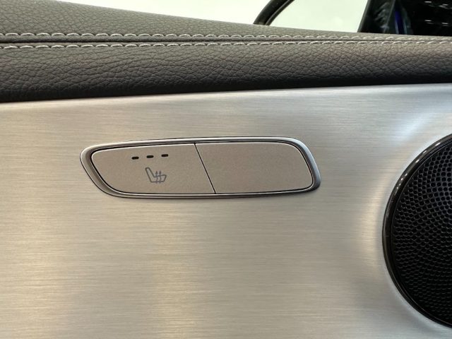 MERCEDES-BENZ E 300 usata, con Isofix