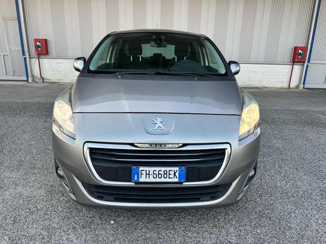 PEUGEOT 5008 usata, con Airbag laterali