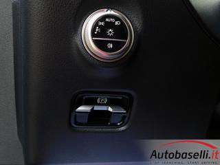 MERCEDES-BENZ CLE 220 usata, con Schermo multifunzione interamente digitale