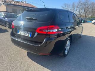 PEUGEOT 308 usata, con Boardcomputer