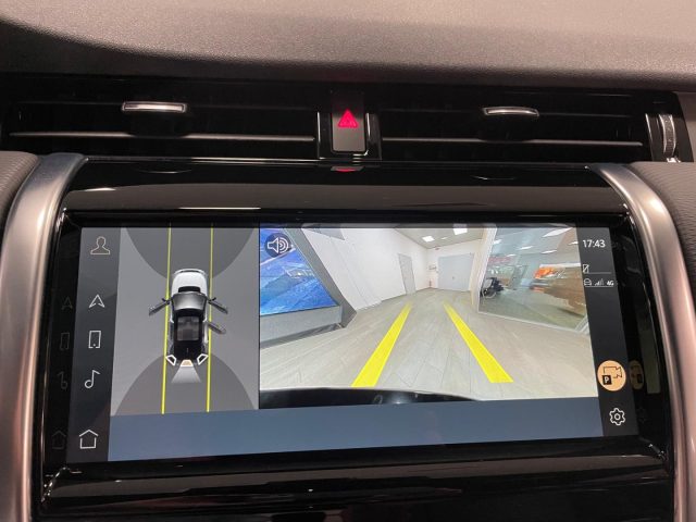 LAND ROVER Discovery Sport usata, con Volante in pelle