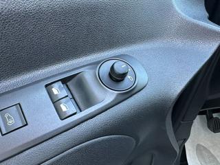 OPEL Combo usata, con Chiusura centralizzata telecomandata