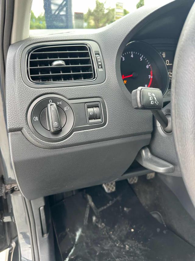 VOLKSWAGEN Polo usata, con Specchietti laterali elettrici