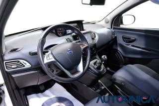 LANCIA Ypsilon usata, con Autoradio