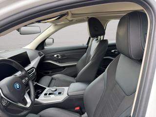 BMW 330 usata, con Controllo automatico clima