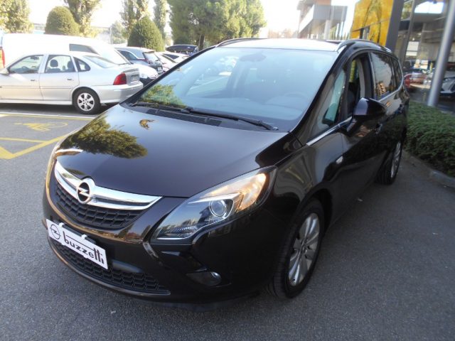 OPEL Zafira Tourer usata, con Airbag