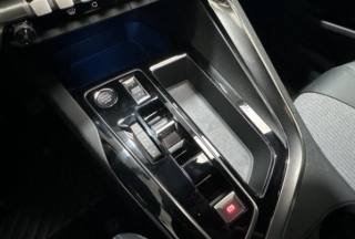 PEUGEOT 3008 usata, con Cruise Control
