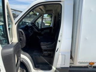 PEUGEOT Boxer usata, con Servosterzo
