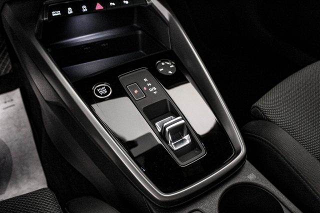 AUDI A3 usata, con Autoradio