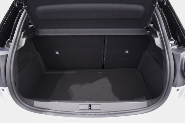 OPEL Corsa usata, con Bluetooth