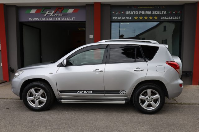 TOYOTA RAV 4 usata, con Park Distance Control