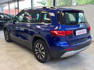 MERCEDES-BENZ GLB 200 usata, con Autoradio