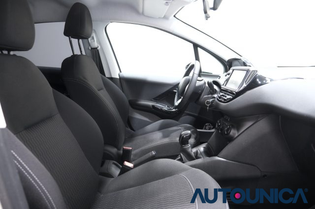 PEUGEOT 208 usata 51