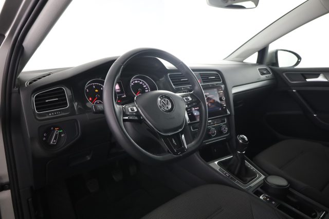 VOLKSWAGEN Golf usata 1
