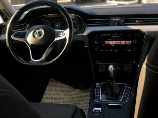 VOLKSWAGEN Passat Variant usata, con Controllo trazione