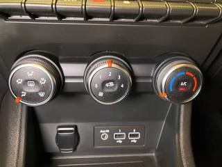 RENAULT Captur usata 18