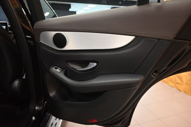 MERCEDES-BENZ GLC 220 usata 105