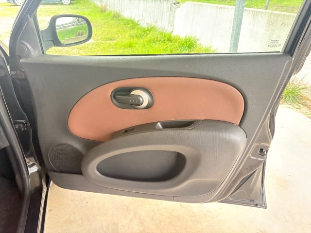 NISSAN Micra usata, con MP3